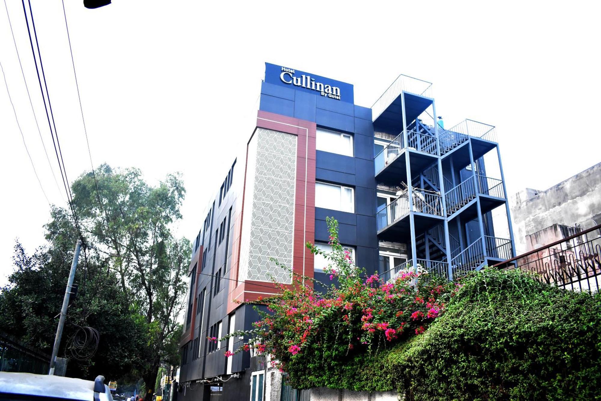 Hotel Cullinan By Qotel Janakpuri Delhi  Exterior foto